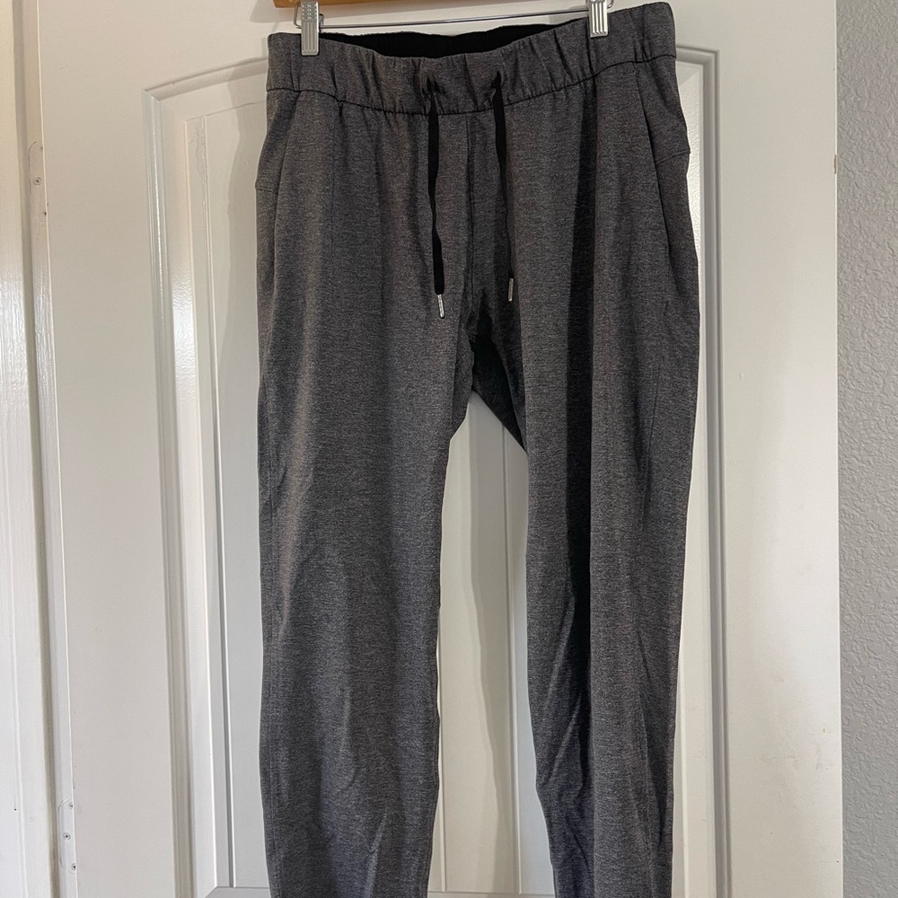 Lululemon gray on the fly pants